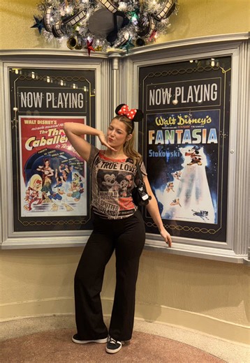 me my digi forever #disney #digitalcamera #funny #pics #relateable | Digital Camera Photos