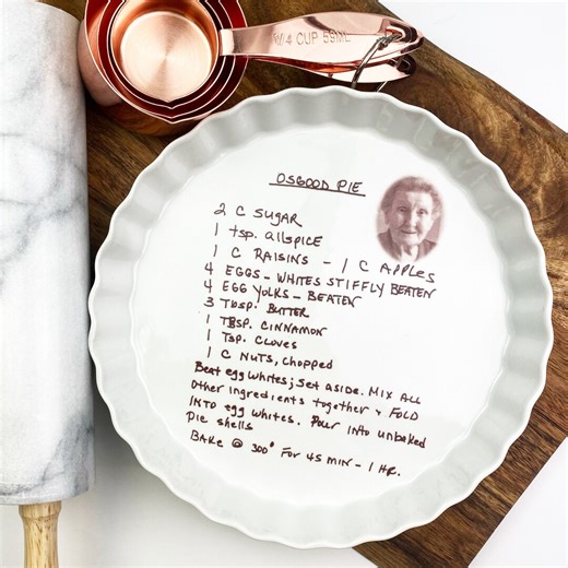 Personalized Stoneware Pie Plate - Handwritten Recipe Engraved - Custom Baking Dish - Engraved Casserole Pan - Family Name Dish - Etsy