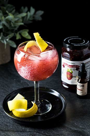 How to Make Jam Cocktails