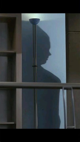 Isomorphic injection (Species 8472)