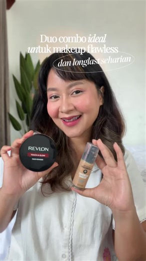 Cuma pakai colorstay makeup foundation dan touch and glow powder base make up kamu bisa tahan 24 jam