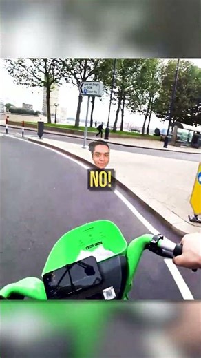 Zoil Confuses xQc at a Roundabout💀😭
