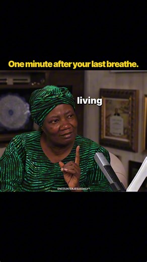 In a powerful conversation, Stella Immanuel shares with Lara Logan a sobering truth: the greatest illusion of our age isn’t political… it isn’t cultural… it’s spiritual. It’s living as if eternity doesn’t exist. 🌍➡️♾️ She explains that if people truly grasped what meets the soul one breath after death, hesitation would disappear. There would be no delay in running to Jesus. 🙏🔥 The real weapon, she says, isn’t disease or crisis — it’s fear. Especially the fear of dying. 😨 Fear intimidates. Fe