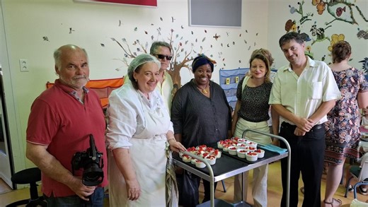 Manger local et bas carbone : un grand défi locavore est relevé avec succès par une petite cantine scolaire