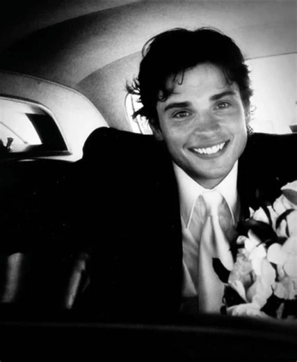 Adam realized he was never the one she wanted |smallville| #tomwelling #smallville #viral