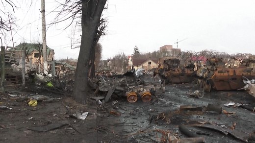 Michael Morpurgo's War Horse, detailing the horrors of WWI, turns 40 this year This week, the children's author has written a short story for the children of Ukraine, entitled ‘Our Tree of Hope’ Watch his interview tonight on BBC2 at 10.30pm #Newsnight https://bbc.in/3k1zXIk | BBC Newsnight