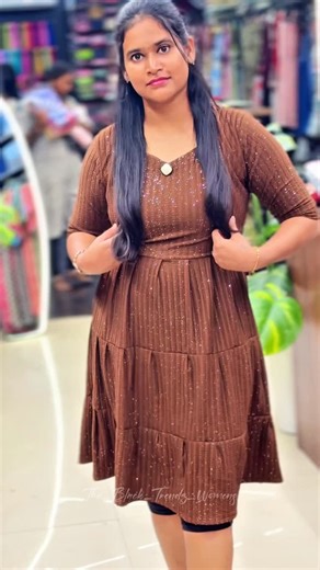 🇹 🇭 🇪 🇧 🇱 🇦 🇨 🇰 | *🎀🦋 NEW COLLECTIONS 🎀🦋* *MODEL :- SHIMMER PLEATED MAXI*🌸👗 *SIZE. : XS - S - M - L 👑*(STRETCHABLE) *SLEEVE :- 3 /4 TH SLEEVE ✨🪄*... | Instagram