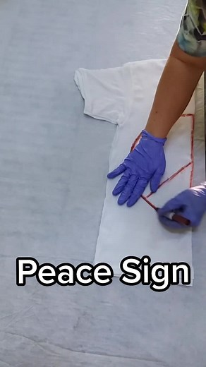 Peace Sign Tie Dye Tutorial