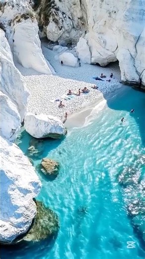 Milos | Greece’s Hidden Island Paradise
