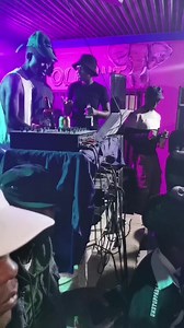 Live | Shebeshxt Maburna