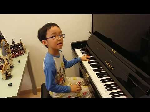 Moonlight Sonata Op.27 No.2 (full) of Beethoven (貝多芬 月光奏鳴曲, 월광 소나타, 月光ソナタ), by Jonah Ho (age 7)
