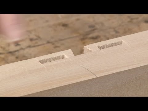 Build a basic workbench with Phil Lowe - part 3 - Sliding Dovetail Partitions