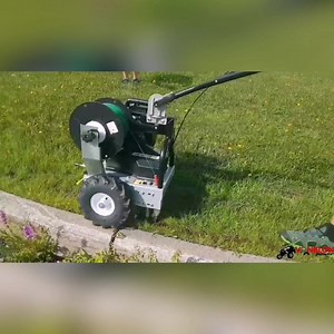 KABELLEGGER TIL ROBOTGRESSKLIPPER Nyhet i utleieparken vår. Skal du legge kabel i plenen til robotklipperen så bør du absolutt vurdere å leie denne. Dette er en Proffmaskin som er enkel i bruk. Legger kabelen 4-6 cm ned i plenen. Ta kontakt for mer info og se gjerne videoer av denne også i kommentarfeltet😀👍 Gjerne lik og del dette innlegget og videoen. | Lofoten Utleiesenter As