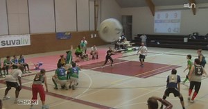Le Kin-ball est un sport né au Québec qui se pratique désormais en Suisse | RTS
