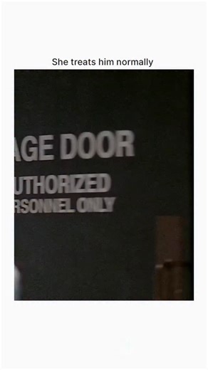 Joy on Instagram: "🎬 Starstruck (2010) 🎤 Genre: Romance | Comedy | Music ⏱️ Runtime: 1h 30m ⭐ Rating: 6.1/10 🌟 Cast: Sterling Knight, Danielle Campbell, Brandon Mychal Smith 💫 Overview: A regular girl’s life turns upside down when she unexpectedly falls for a famous pop star while he’s hiding from the spotlight 🎤💖🌴 💖 Why It’s Loved: • Fun Disney charm and catchy songs 🎶 • Sweet, feel-good love story 💕 • Relatable message about fame and being true to yourself 🌟 💭 My Opinion: A lighthe