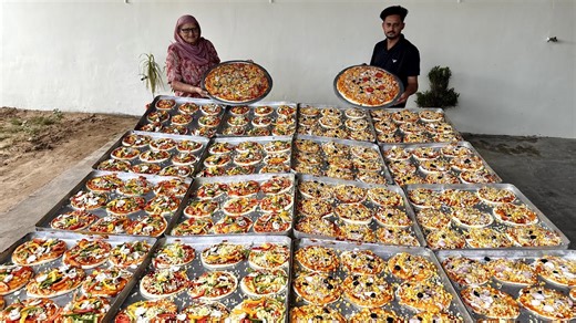 How 99 veg pizzas are cooked the traditional way