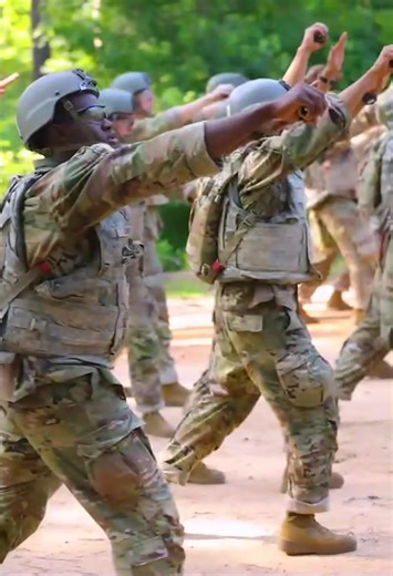 USARMY #training #military #navy #fighter #jet #militayhub #war #army | Military HUB