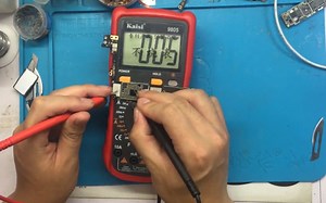 7plus主板漏电不开机，通病又来了，u2301后继电路电容短路,一击必杀！