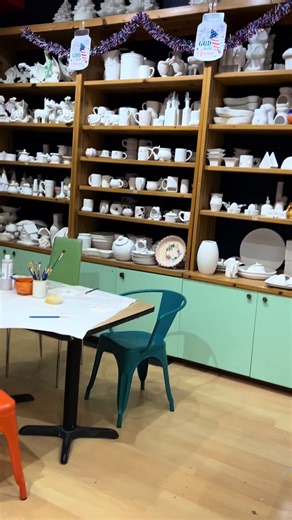 Explore Color Me Mine in South Miami