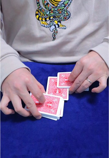 A unique card trick! Learn it in just 30 seconds!