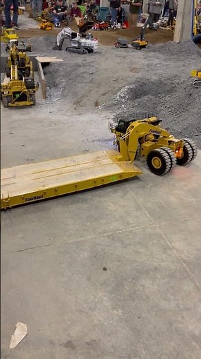 RC tractor trailer HEAVY equipment hauler