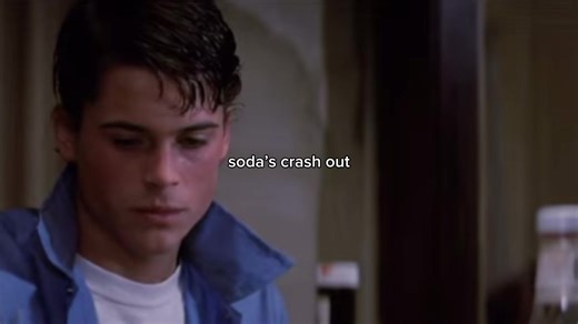 Rob Lowe y su emocionante papel en The Outsiders