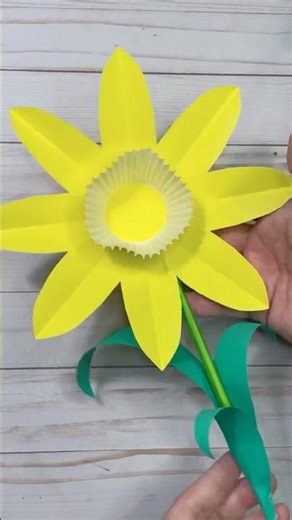Easy Paper Cup Daffodil Spring Craft for Kids! 🌼 No Mess Easter Flower Art Activity
