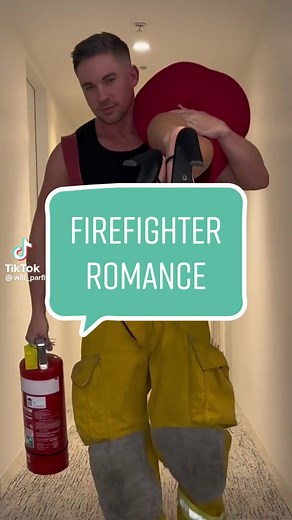 Ready to catch fire? He can rescue you👨‍🚒#bookboyfriendsdoitbetter #protectiveheroromance #booktok #firefighter #rescueromance #fireman #romancereader #firefightertiktok #firemancarry