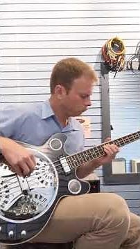 Eastwood Guitars Delta 4 Resonator Bass