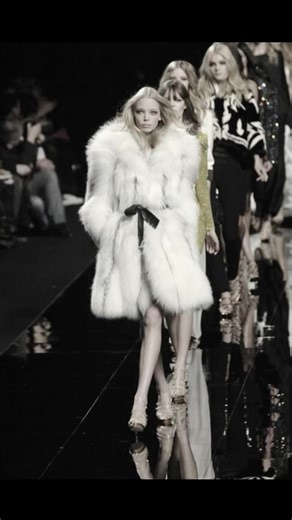 #slavicdoll #fashion #2000s #SuperModel #runway | 2000s fashion runway
