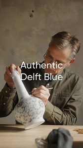Exclusive Dopper x Royal Delft collaboration now available 💙 💧 Two masterpieces Born from Blue, introducing the Tide and the Current. Crafted for lovers of art and high-quality design, these thermo bottles combine sustainable innovation with Delft Blue artistry. Each bottle tells its own story, inspired by the power of water: The 𝐂𝐮𝐫𝐫𝐞𝐧𝐭 celebrates the force of water in motion, like a single ripple causing enormous waves. The 𝐓𝐢𝐝𝐞 represents progress by continuous effort, just like 