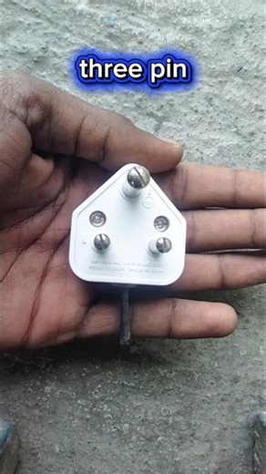how to connect three wire in three pin 📍 plug 🔌 || three pin plug ko kaise connect Karen