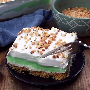 164K views · 1.6K reactions | This Pistachio Lush can be made with any of your favorite pudding flavors! RECIPE: https://www.lemontreedwelling.com/pistachio-lush-dessert/ | Lemon Tree Dwelling | Facebook