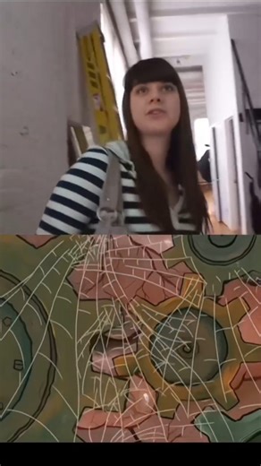 Brezz on Instagram: "日本利用压电瓷砖将人们的脚步转化为电能。 这些瓷砖能够捕捉你脚步产生的动能。 当你行走时，你的体重和动作会对瓷砖产生压力。 瓷砖会轻微弯曲，产生机械应力。 瓷砖内部的压电材料会将这种应力转化为电能。 每一步都会产生少量电荷，数百万步加在一起，就能产生足够的电力来驱动 LED 灯、数字显示屏和传感器。 在像涩谷车站这样人流密集的地方，每天大约 240 万步都在为这个系统做贡献。 这些电力可以储存起来或立即使用，从而减少对传统能源的依赖，并支持可持续的城市基础设施。 这种方法把日常的动作转化为实用的可再生能源。 #日本 #知识 #事实 #你知道吗 #推荐 #科技 #创新 #历史 #技术 #实验 #热门"