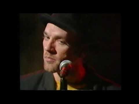 R.E.M. 1991-03-14 - ‘The Late Show’ ('Losing My Religion', 'Half A World Away' & 'Belong')
