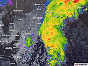 Developing nor'easter eyes Boston, New England with snow and ice