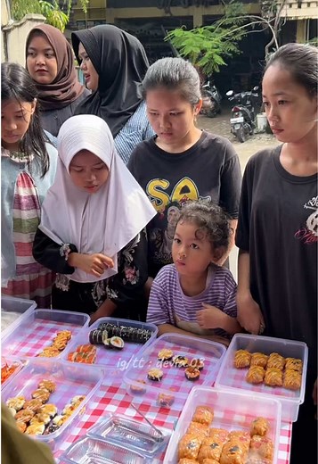 Nikmati Sushi Murah Devia: Takjil & Jajanan Viral