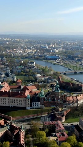 Εξερευνήστε το μεσαιωνικό μεγαλείο της Κρακοβίας: Αποκαλύπτονται