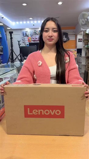 💻🚀Laptop de última generación disponible en BEEPCOM TECHNOLOGY La Lenovo IdeaPad Slim 3 15IRH10 llega con un potente Intel Core i5‑13420H de 13ª generación, ideal para trabajo, estudio y multitarea sin interrupciones. 🔹 16GB de RAM DDR5 para mayor velocidad 🔹 512GB SSD NVMe arranque rápido y gran almacenamiento 🔹 Pantalla 15.3” WUXGA IPS con imagen nítida 🔹 WiFi 6 y Bluetooth 5.2 para conexión más rápida 🔹 Gráficos Intel UHD para multimedia y productividad 🔹 Diseño delgado, elegante y li