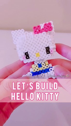 Make your 3D Hello Kitty 🎀 …Full tutorial on my YouTube Channel:Kandiperlerfairy #hellokitty #hellokittylovers #hellokittycollection #diy #hellokittycrafts #3dperler #perlerbeads #perler #sanrio #tutorial #hellokittyaddict