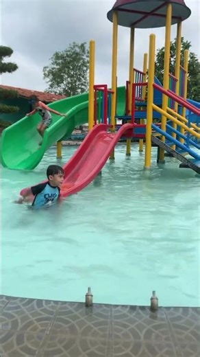 Axel swimming #shorts #shortvideo #swimmingpool