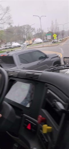 entering a rotary or traffic circle explained