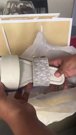 Michael Kors Sandals Unboxing: A Stylish Reveal