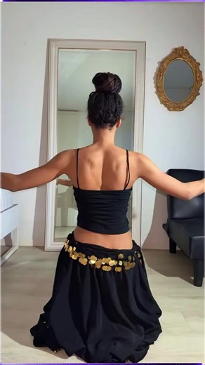 Arabic Belly Dance Egypt Dancing Queen Steps That makes you watch رقص العرب جمال #رقص #bellydance #arabic #transition #fyp