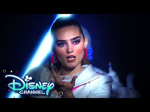 Meg Donnelly Sings "Look What You Made Me Do" ☠️| Disney "Hall of Villains" | ‪@disneychannelmusic‬