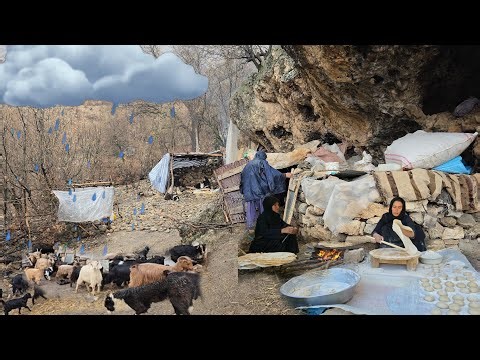 A Rainy Day 🌧️ with Nomad Women in Mountain Caves 🏔️ | Baking Fresh Bread 🍞 & Survival Life