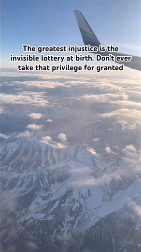Flying above Alaskan snowy mountains🗻 #alaska #travel #shorts