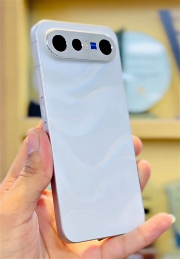 VIVO X300 FE‼️🤍FIRST LOOK👀✨(12 12=24GB/512GB)❤️‍🔥6500mAh🔋90W⚡️FlAsh ChaRge🔌 #vivox300fe #x300fe #vivox300 #viral #younuscommunication @vivo Pakistan @vivo Karachi Official