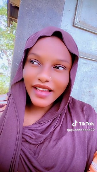 queenbee (@queenbeeee29)’s videos with original sound - queenbee