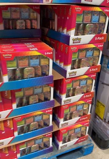 Didn’t get any Destined Rivals yesterday but today we got a W!!! . . . . #pokemoncards #pokemontcg #fyp #viral #pokemoncommunity #costco #pokemonrestock